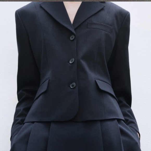 Zara Jackets & Blazers - Zara limited edition woollen blend blazer for winter